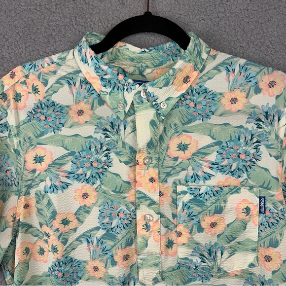 Chubbies Shirt Mens Small White Green The Flower The Leader Seersucker Floral - Picture 3 of 9